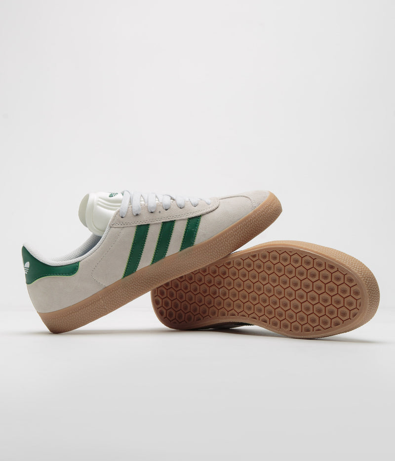 Adidas Gazelle Shoes in Crystal White and Crystal White / Gum4