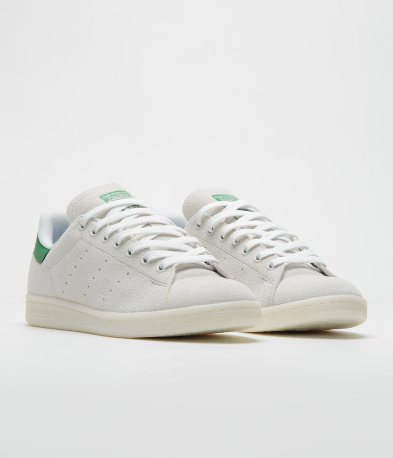 Adidas Stan Smith Shoes in FTWR White and Green / FTWR White