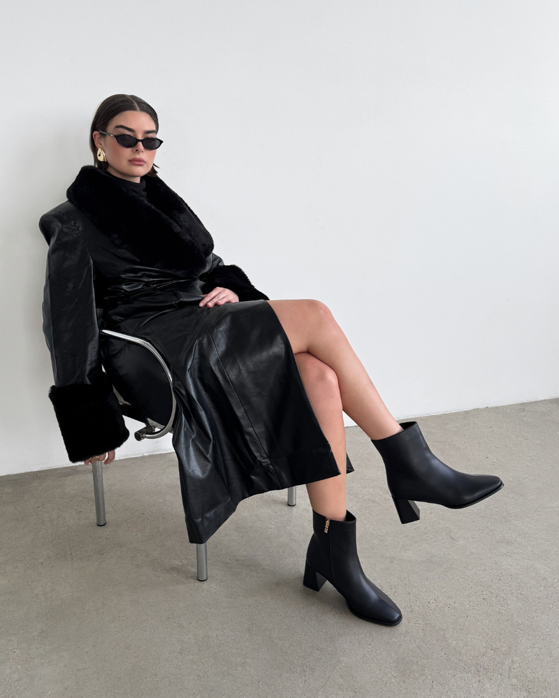 ALANIA CURVE - BLACK-Boots-Billini-Billini