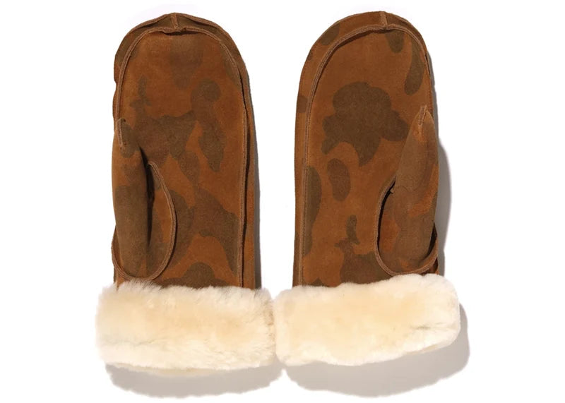 BAPE x UGG Mittens Brown