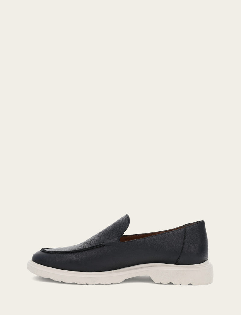 Connor Venetian - Black - Inside
