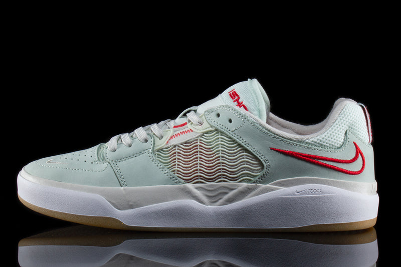 Nike SB Ishod Seafoam / University Red