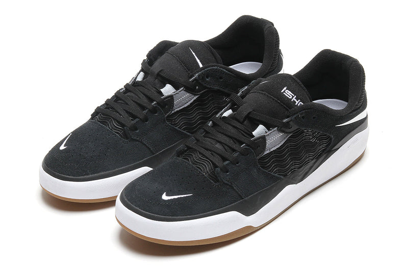 Nike SB Ishod Black / White