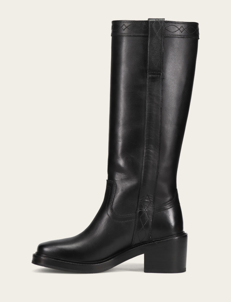 Kate Pull On - Black - Inside