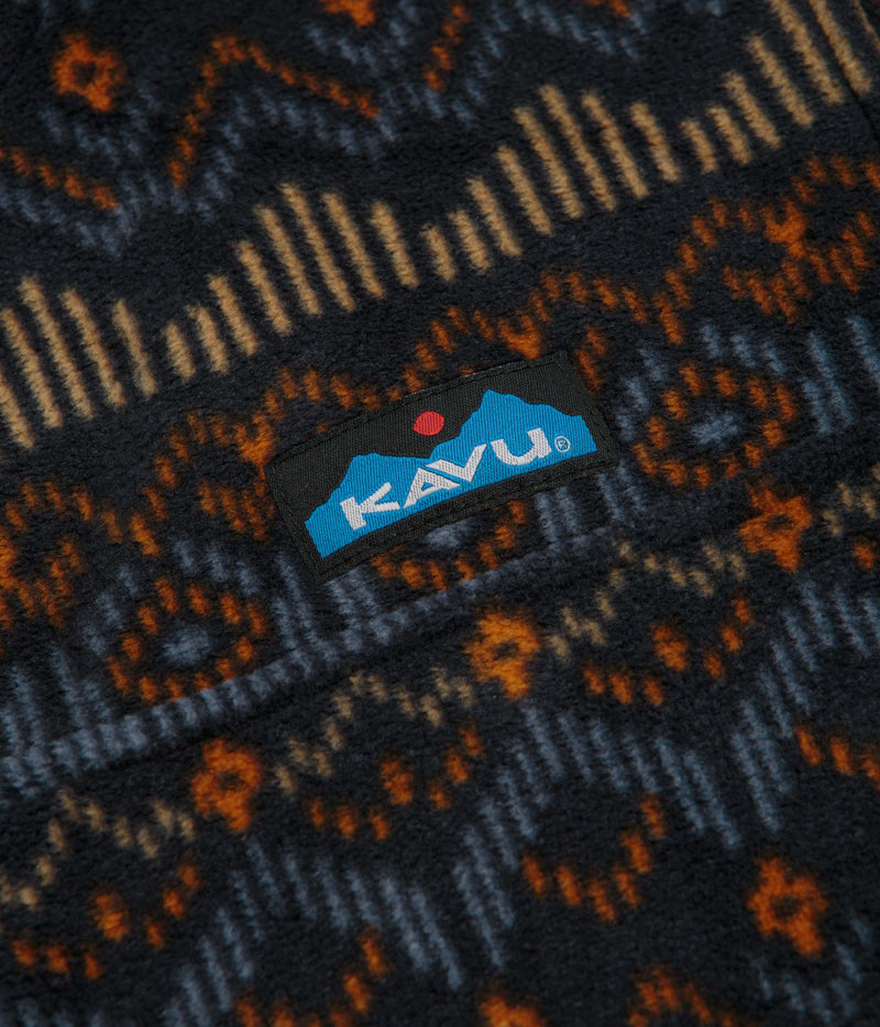 Kavu Womens Cavanaugh Fleece in Chalet Holiday