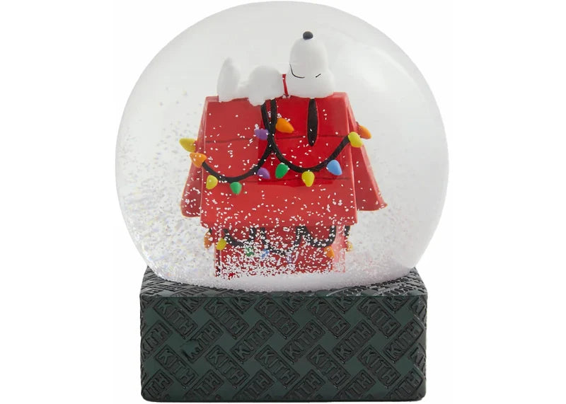 Kith x Snoopy Kithmas House Snow Globe Pyre