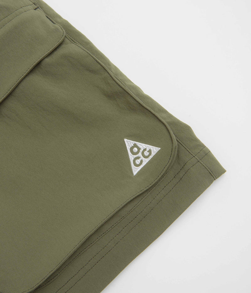 Nike ACG Smith Summit Cargo Shorts in Medium Olive and Sequoia / Summit White