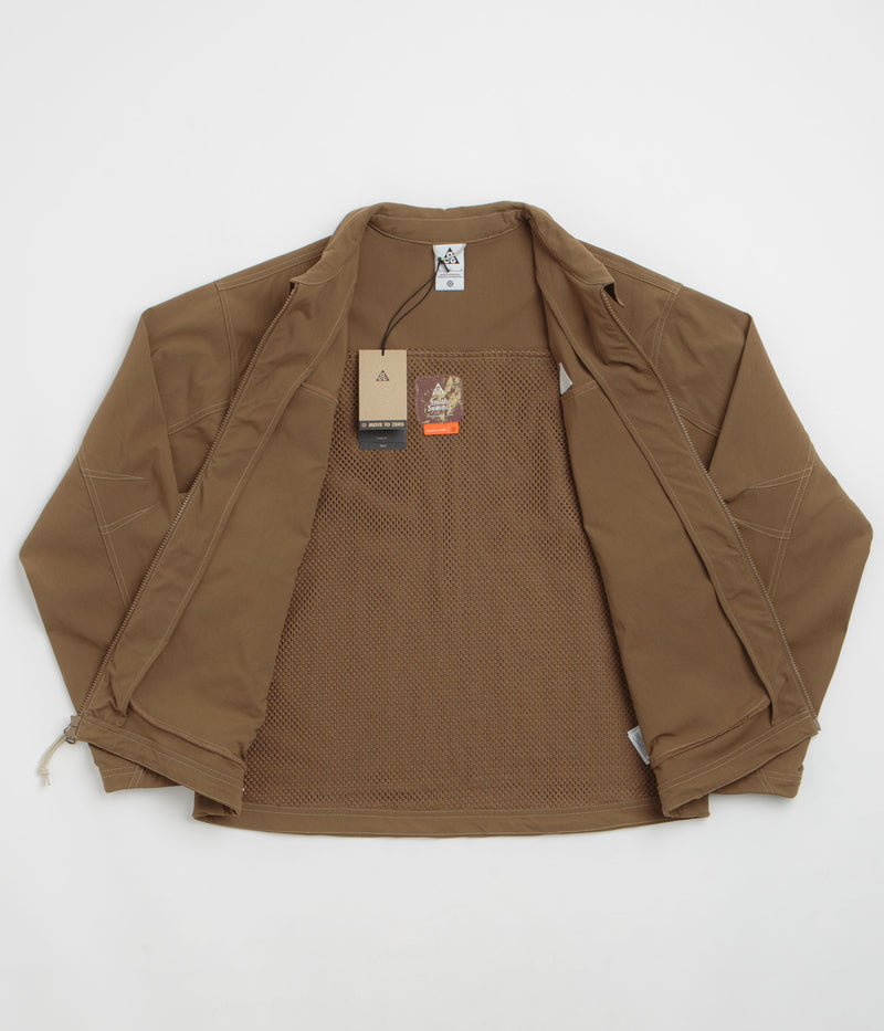 Nike ACG Smith Summit Jacket in Mosswood Brown and Light Khaki / Summit White
