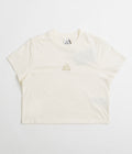 NIke ACG Womens Baby Lungs T-Shirt in Pale Ivory and Light Khaki / Parachute Beige