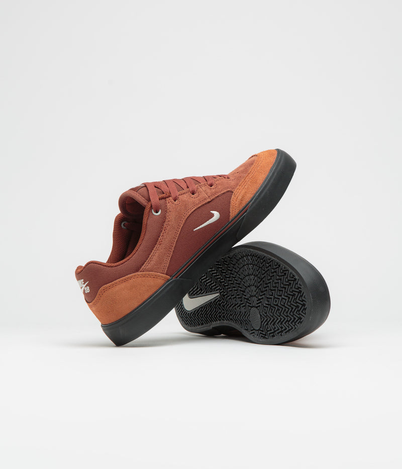 Nike SB Malor Shoes in Cinnamon and Light Bone and Dark Russet - Black