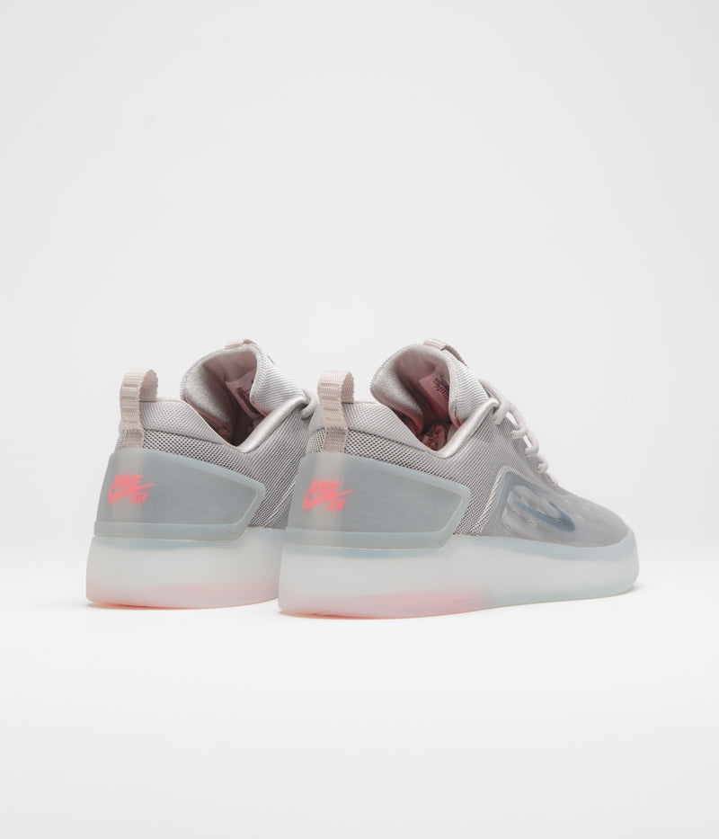 Nike SB Nyjah 4 Shoes in College Grey and Mink Brown and Light Silver