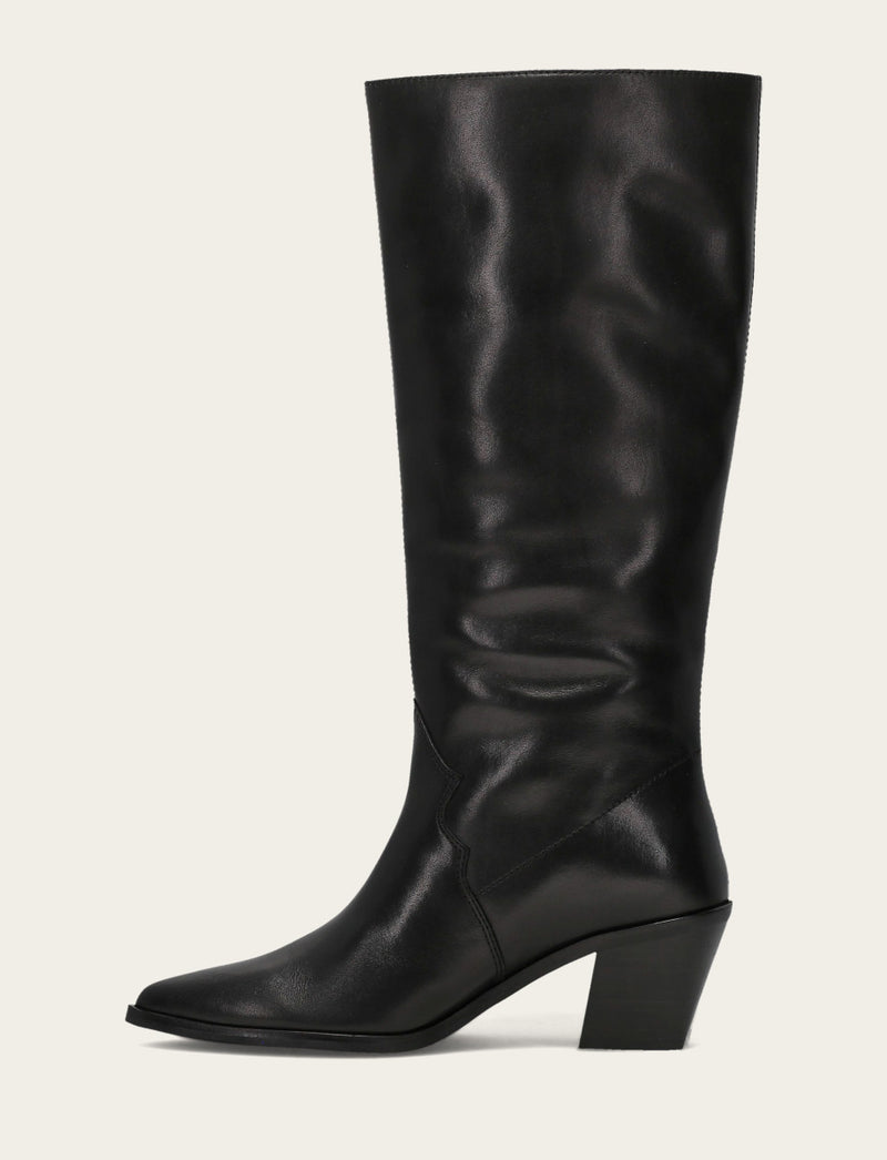 Sara Slouchy - Black - Inside