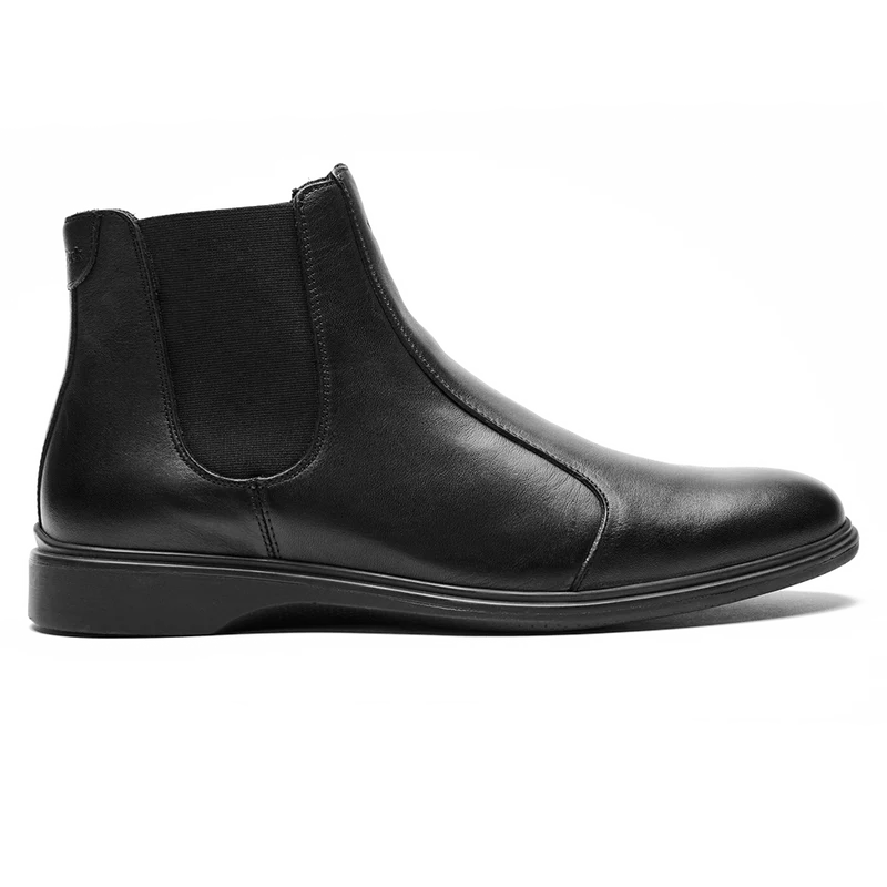 The Chelsea Boot by Amberjack in Obsidian Black Leather - Lateral View