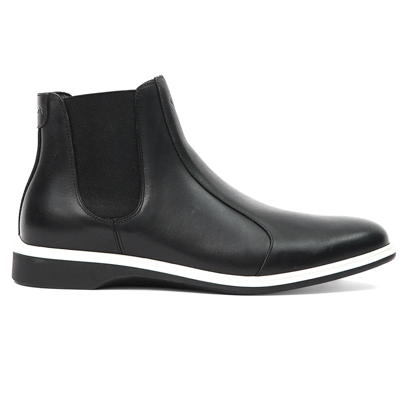 The Chelsea Boot by Amberjack in Onyx Black Leather - Lateral view
