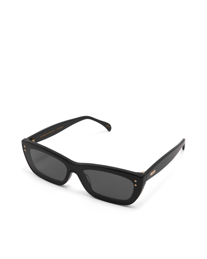 THE HALSEY - BLACK-BLACK-SUNGLASSES-BANBE-Billini