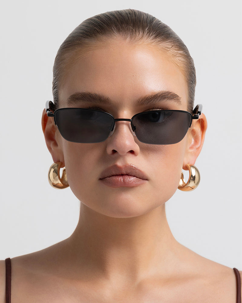 THE LYDIA - BLACK-BLACK-SUNGLASSES-BANBE-Billini