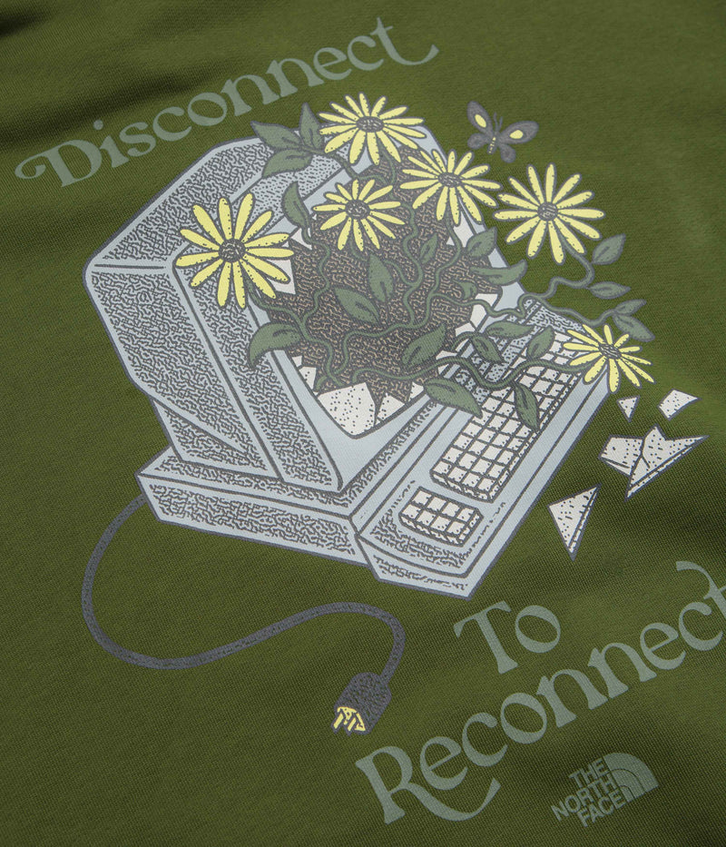 The North Face Connect Relaxed Graphic Hoodie in Woodland Green