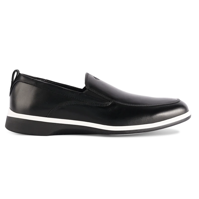 The Slip-On in Onyx by Amberjack - Lateral View
