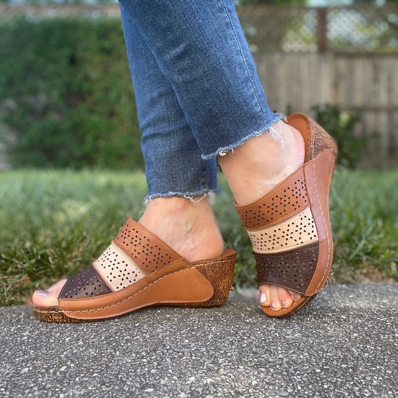VENUS 21981905 - VENUS - Sole Desire Shoes