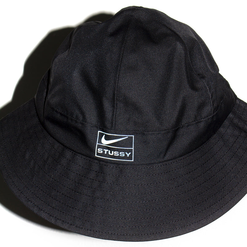 x Stussy Bucket Hat