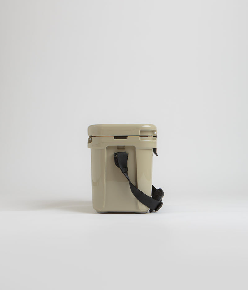 Yeti Roadie 15 Hard Cooler in Tan