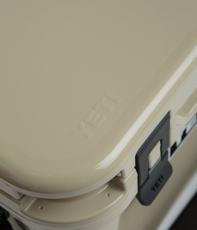 Yeti Roadie 15 Hard Cooler in Tan