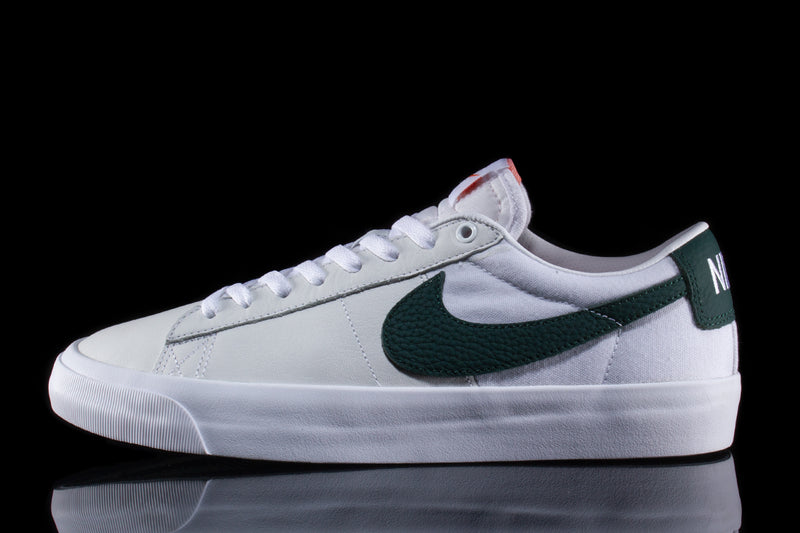 Nike SB Zoom Blazer Low Pro GT White / Pro Green